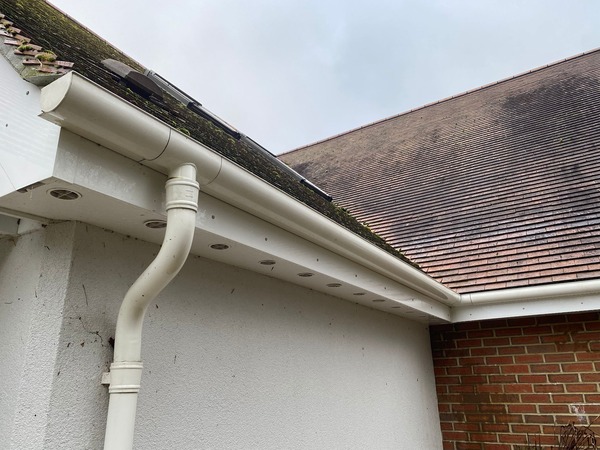Residential gutter cleaning experts in Hindhead, Surrey